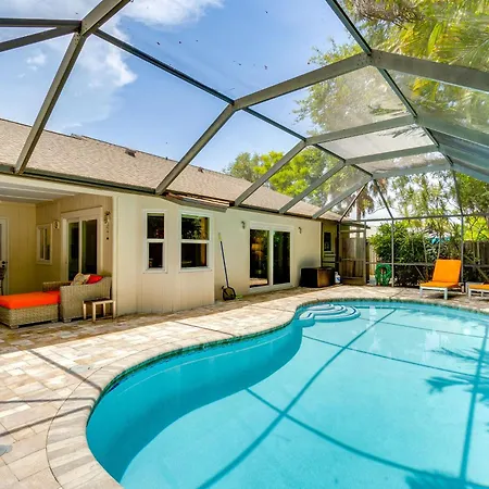 Venice Home With Pool, Private Beach Access With Fee!